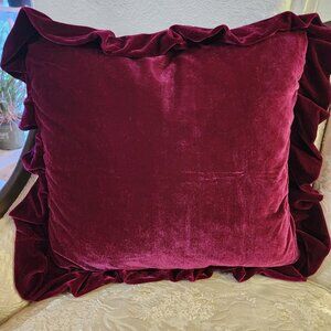 Velvet pillow
